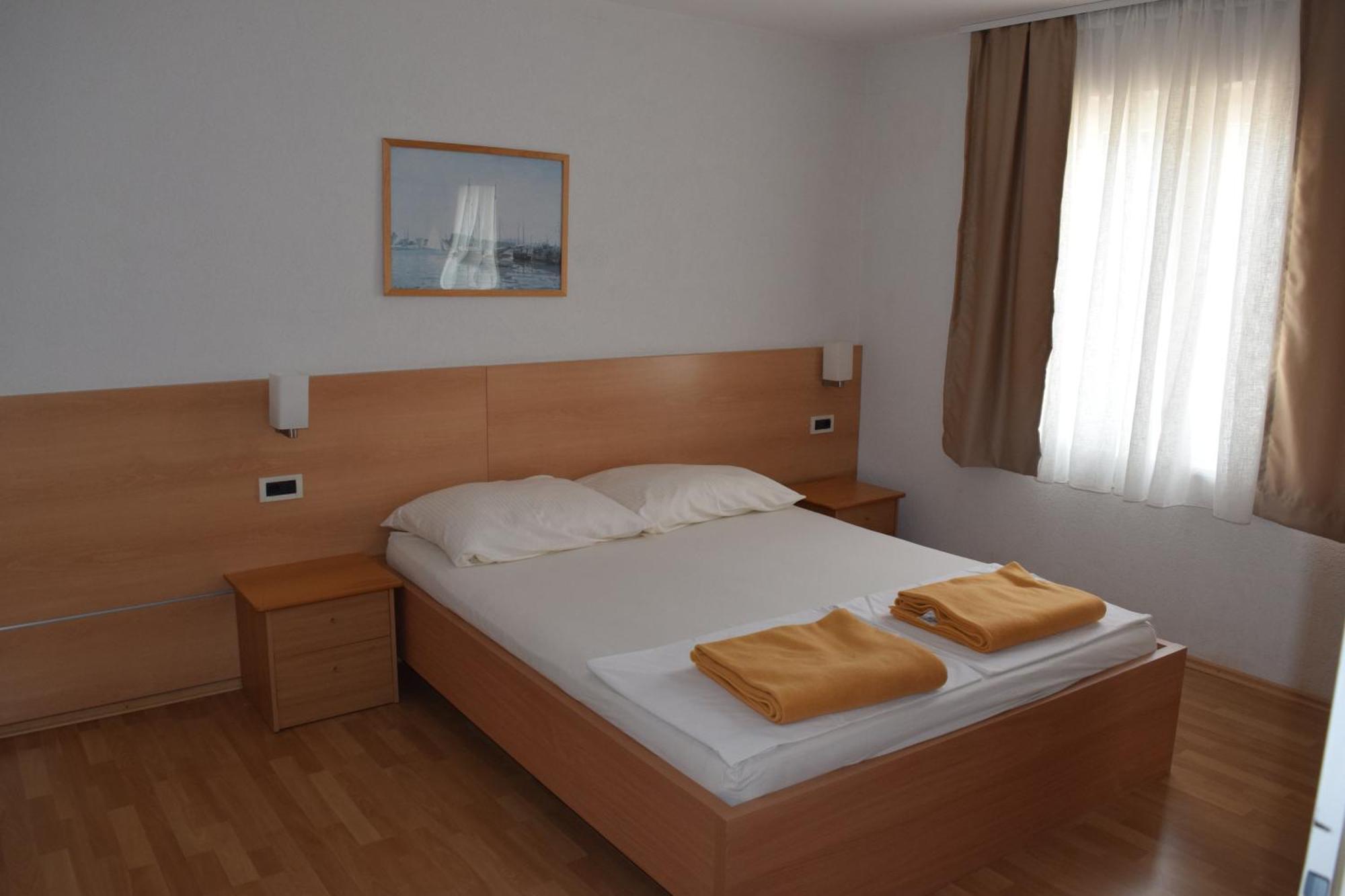 Apartments Grgic Novigrad  Bagian luar foto